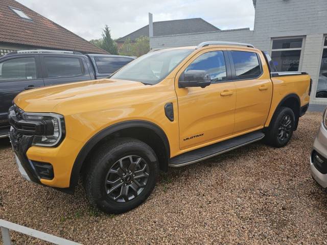 Ford Ranger Pick Up Double Cab Wildtrak 2.0 EcoBlue 205 Auto Pick Up Diesel Orange